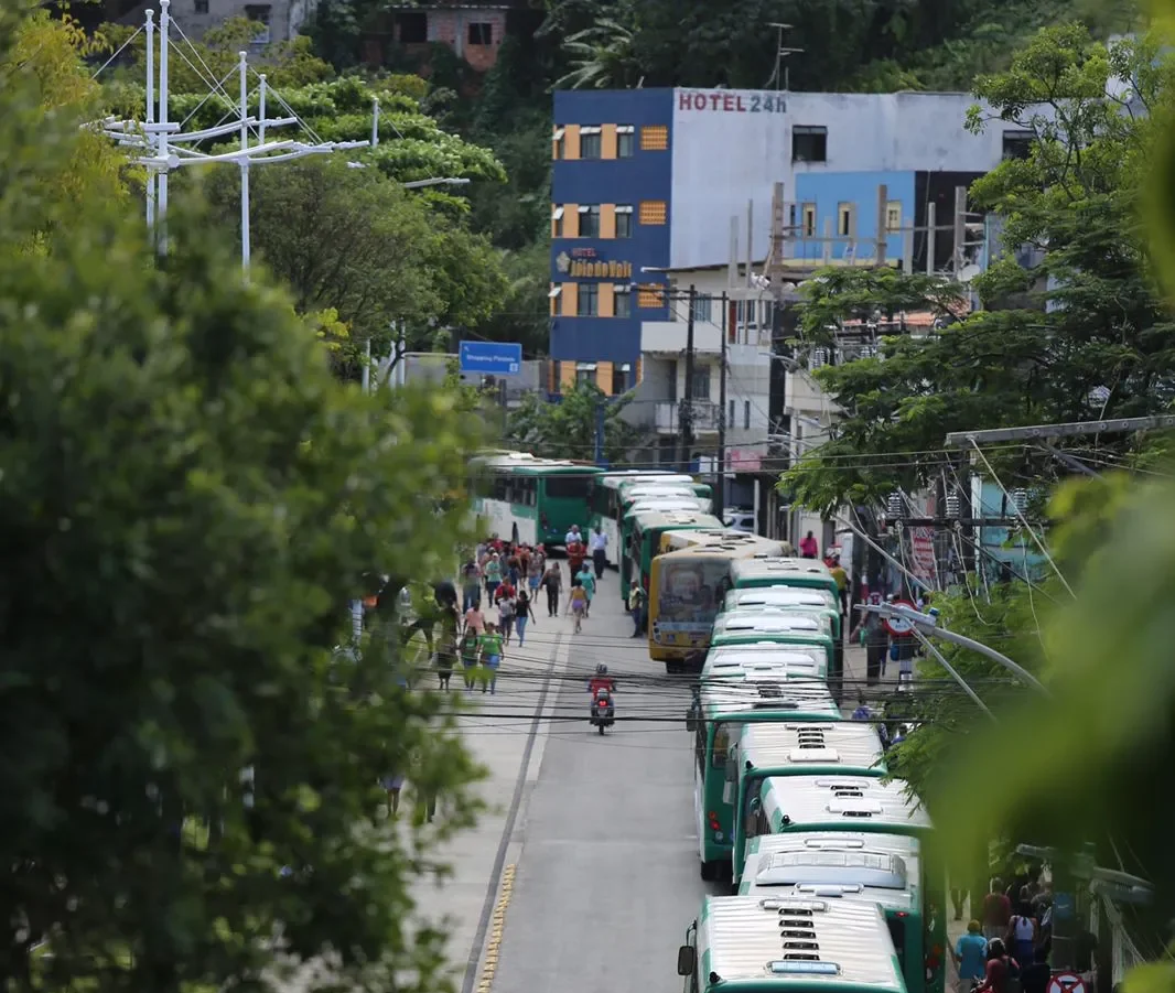 URGENTE: Rodoviários aceitam acordo e greve é cancelada em Salvador