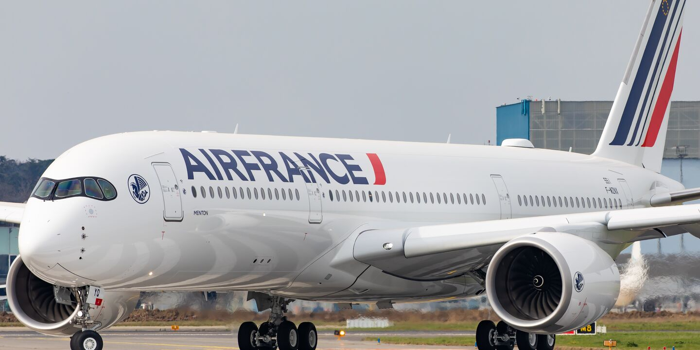 Salvador passa a ter voo direto para Paris com a Air France; veja valores