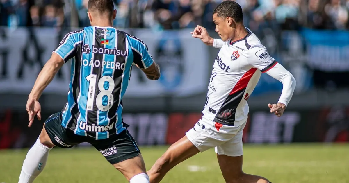 VICEou em perder: Vitória perde para o Grêmio e volta para o Z-4