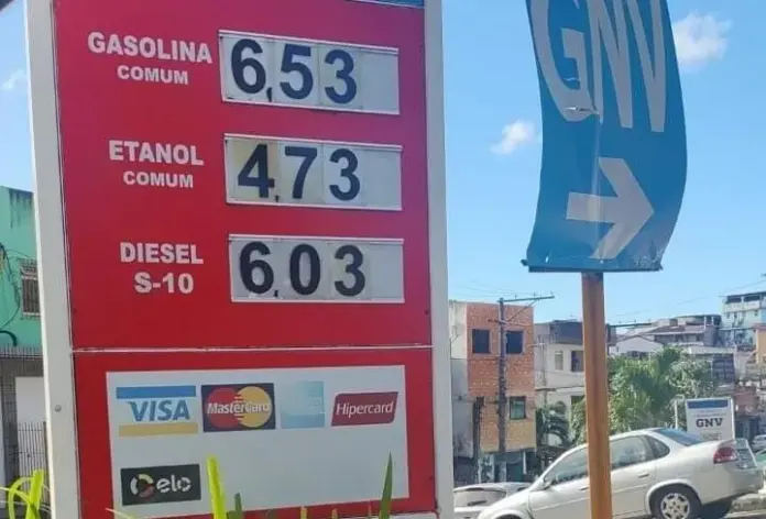 TÁ BARRIL; Preço da gasolina dispara em postos e assusta motoristas de SSA