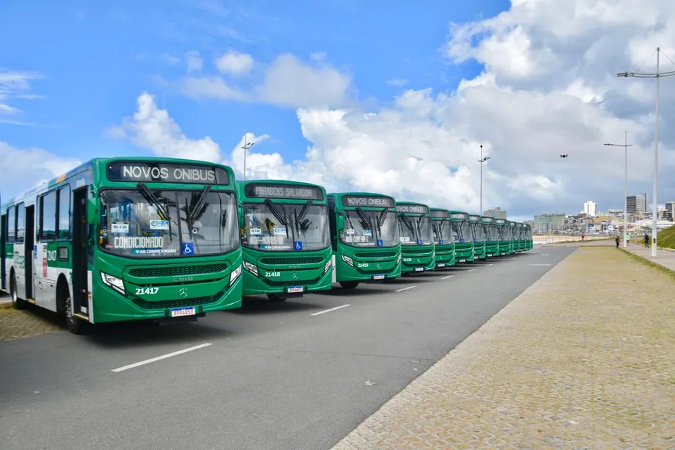 Ônibus interrompem circulação em área de Pernambués após tiroteio