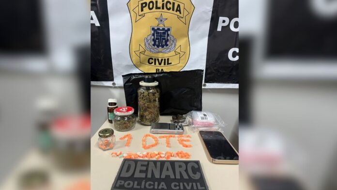 Polícia apreende drogas em residência na Ondina