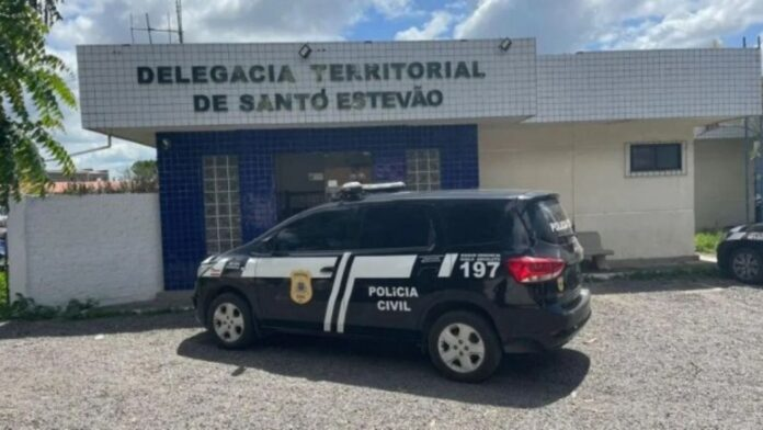 Capitão da PM é preso acusado de extorquir comerciante em Santo Estêvão