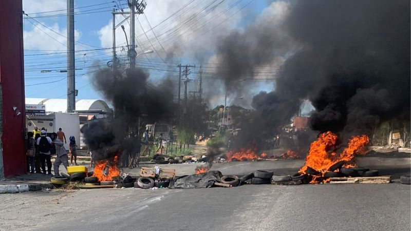 Salvador três bairros seguem sem ônibus após operação policial