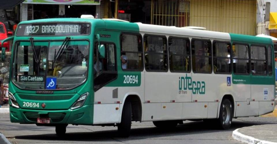 Circulação de ônibus é retomada na Barroquinha após morte de traficante do BDM