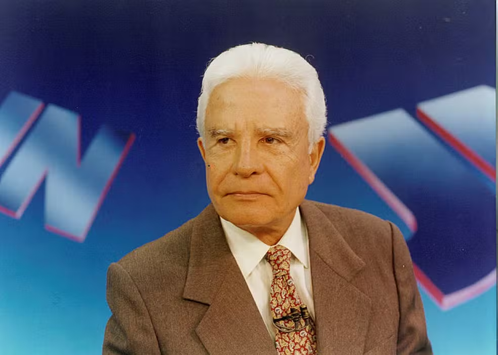 Morre o jornalista Cid Moreira, um dos rostos mais icônicos da televisão brasileira, aos 97 anos